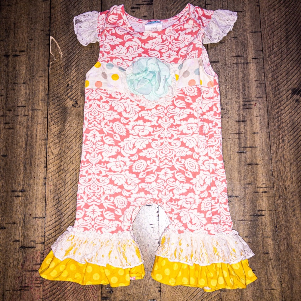 Peaches ‘n Cream Flutter Sleeve Romper 12M